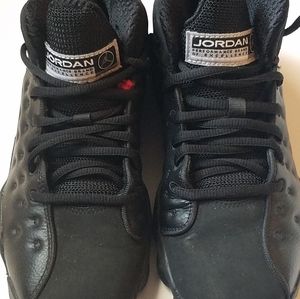 Team Jordan 2 sz 5.5y